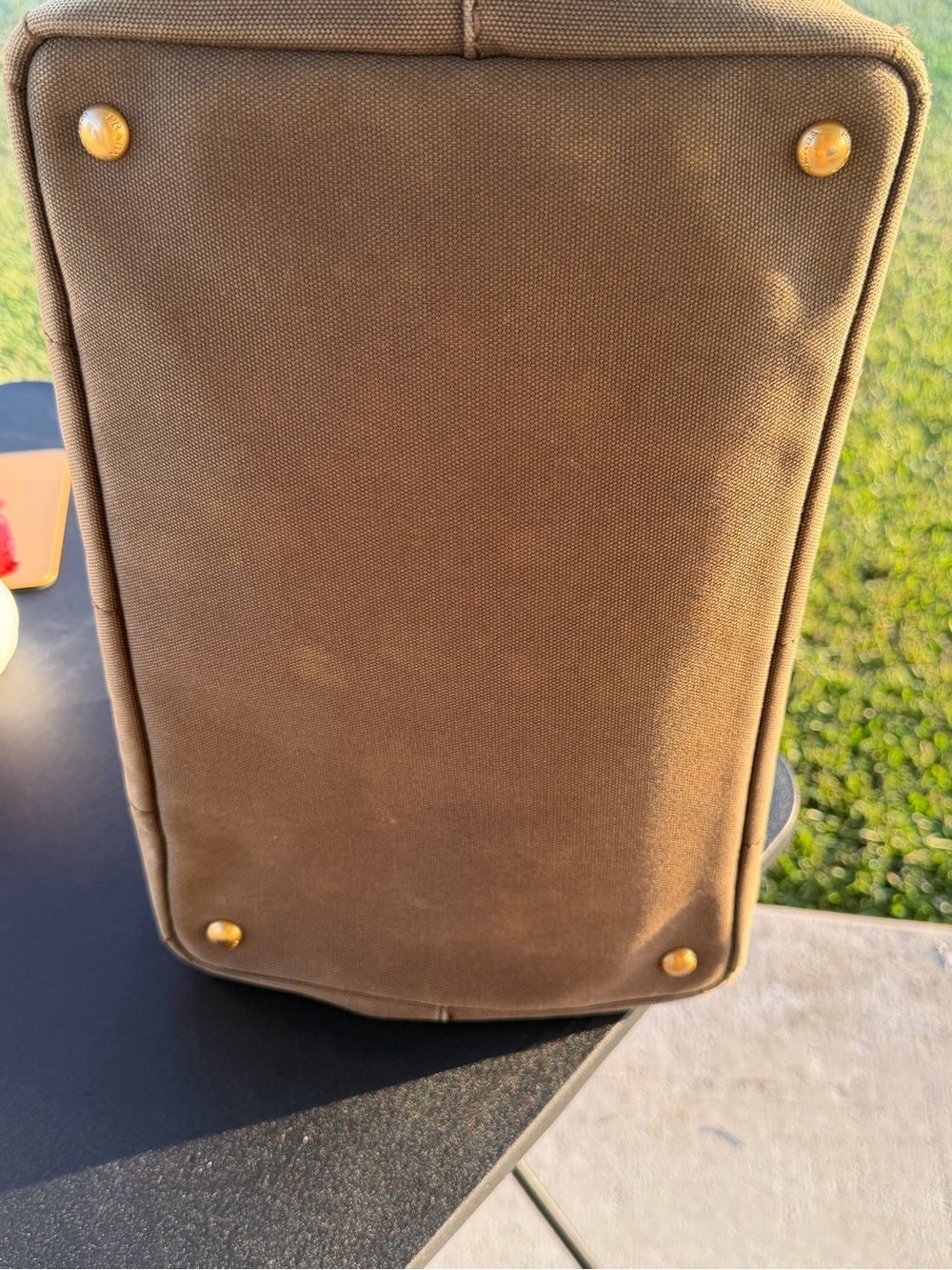 Prada taupe canvas tote with gold plaque - Picture 4 of 11